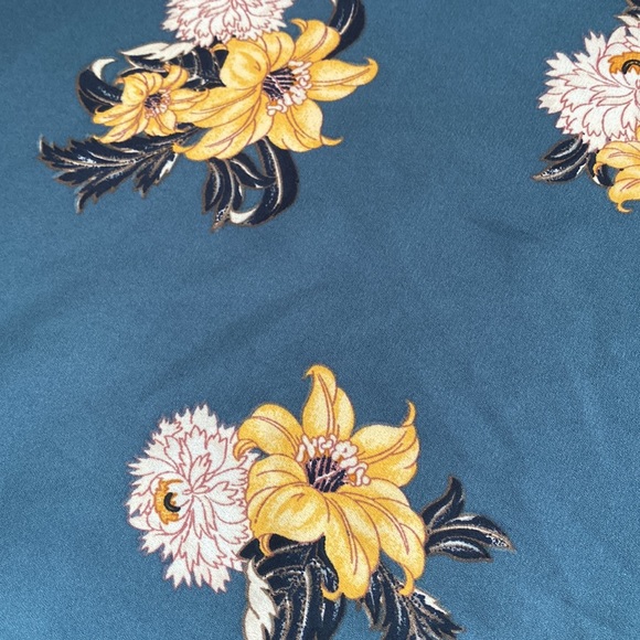 Loft Tank Top - Picture 2 of 4